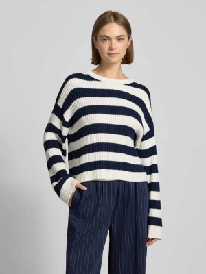 Sweter z dzianiny z okrągłym dekoltem Review