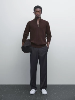 Sweter Z Dzianiny Z Półgolfem - Bordowy - - Massimo Dutti - Mężczyzna