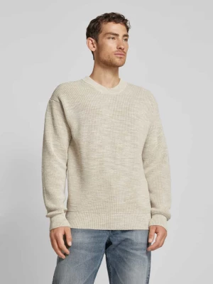 Sweter z dzianiny z prążkowanymi wykończeniami model ‘Atrek’ Boss Orange