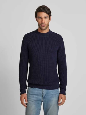 Sweter z dzianiny z prążkowanymi wykończeniami model ‘VIGGO’ Jack & Jones Premium