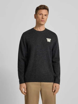 Sweter z dzianiny z wełny jagnięcej model ‘Tay’ Wood Wood