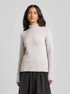 Sweter z dzianiny z wełny lana ze stójką FYNCH-HATTON