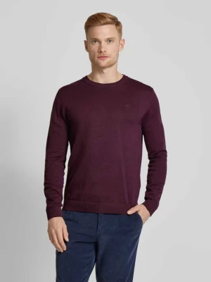 Sweter z dzianiny z wyhaftowanym logo model ‘BASIC’ Tom Tailor