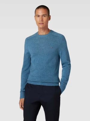 Sweter z dzianiny z wyhaftowanym logo model ‘MERINO’ Tommy Hilfiger