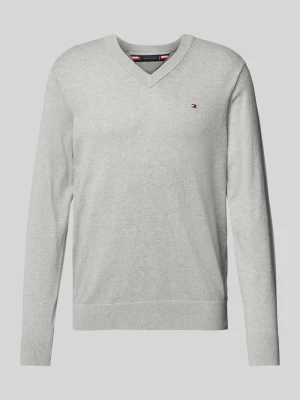 Sweter z dzianiny z wyhaftowanym logo model ‘PIMA’ Tommy Hilfiger