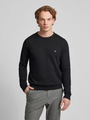 Sweter z dzianiny z wyhaftowanym logo model ‘Superfine’ FYNCH-HATTON