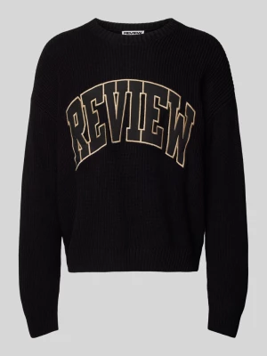 Sweter z dzianiny z wyhaftowanym logo REVIEW