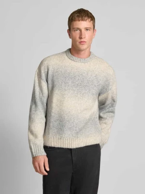 Sweter z dzianiny z wyhaftowanym logo REVIEW