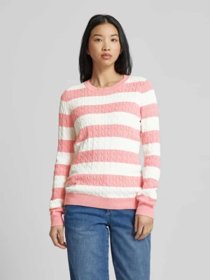Sweter z dzianiny z wzorem warkocza Christian Berg Woman