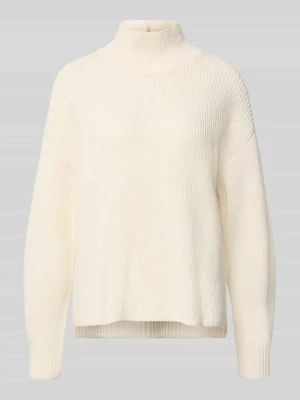 Sweter z dzianiny z żywej wełny ze stójką Windsor Złamany biały