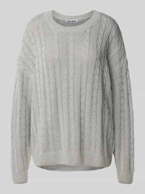 Sweter z dzianiny ze ściegiem warkoczowym i okrągłym dekoltem Review