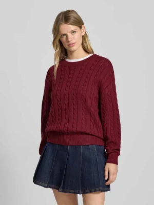 Sweter z dzianiny ze ściegiem warkoczowym i okrągłym dekoltem REVIEW