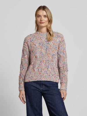 Sweter z dzianiny ze ściegiem warkoczowym model ‘Confetti’ YAS