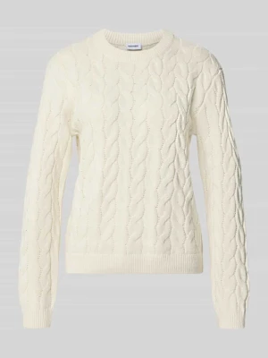 Sweter z dzianiny ze ściegiem warkoczowym model 'DARIELLA' Noisy May Écru