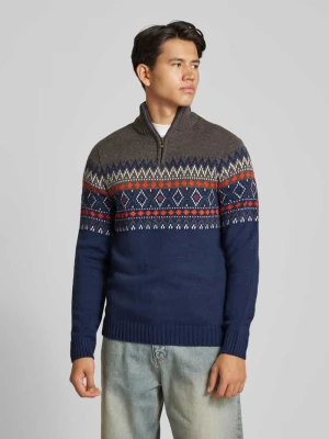 Sweter z dzianiny ze stójką Blend