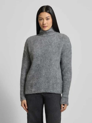 Sweter z dzianiny ze stójką i obniżonymi ramionami milano italy