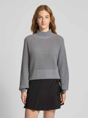 Sweter z dzianiny ze stójką model ‘DARA’ Noisy May