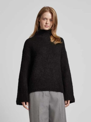 Sweter z dzianiny ze stójką model ‘GABELLA’ Selected Femme