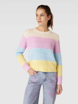 Sweter z dzianiny ze wzorem w paski model ‘NAOMI’ Pieces