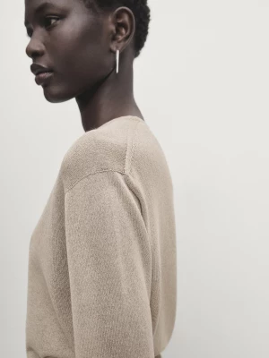 Sweter Z Gładkiej Dzianiny Z Okrągłym Dekoltem - Sprany - - Massimo Dutti - Kobieta
