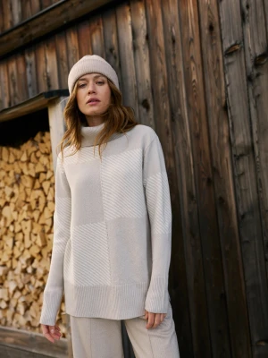 Sweter z golfem beżowy Moodo