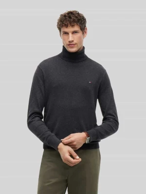 Sweter z golfem o kroju regular fit z mieszanki bawełny i kaszmiru Tommy Hilfiger Antracytowy melanż