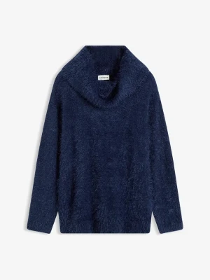 Sweter z golfem z miękkiej przędzy puchowej BonPrix niebieski