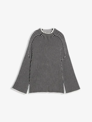 Sweter z golfem z mieszanki wiskozy BonPrix czarny