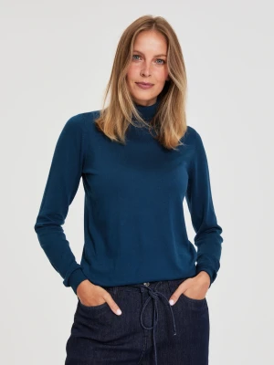 Sweter z golfem zielony Moodo
