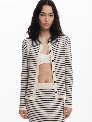 Sweter z guzikami i kołnierzem polo Desigual