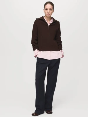Sweter z kontrastowym kołnierzem i suwakiem czekoladowy - Kobieta - - MANGO