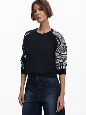 Sweter z marmurkowymi rękawami Desigual