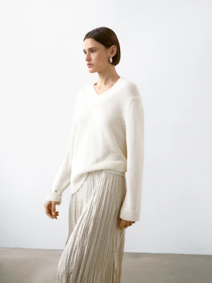 Sweter Z Mieszanki Bawełny Z Dekoltem W Serek - Surowy - - Massimo Dutti - Kobieta