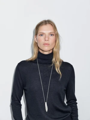 Sweter Z Mieszanki Wełny Z Golfem - Granatowy - - Massimo Dutti - Kobieta