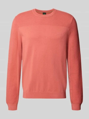 sweter o kroju regular fit z napisem z logo Boss Mocnoróżowy