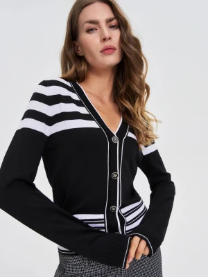 Sweter z ozdobnymi guzikami czarny Moodo