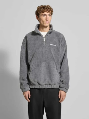 Bluza z kołnierzem i elastycznymi wykończeniami model ‘Puka’ Pegador