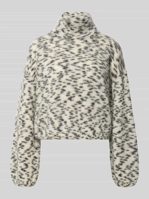 Sweter z półgolfem o kroju oversized z mieszanki wełny ARMEDANGELS Złamany biały