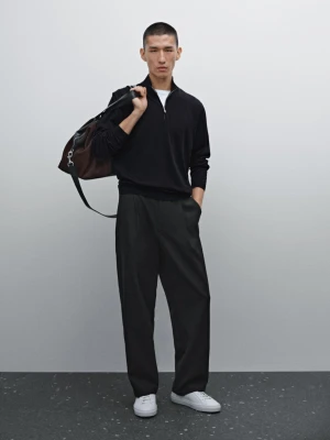 Sweter Z Półgolfem Ze 100% Wełny Merynosów - Granatowy - - Massimo Dutti - Mężczyzna