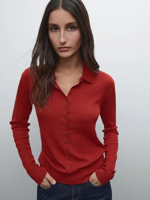 Sweter Z Prążkowanej Dzianiny Z Kołnierzykiem Polo I Guzikami - Czerwony - - Massimo Dutti - Kobieta