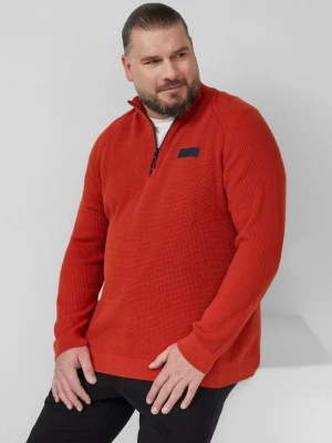 Sweter z teksturowanej dzianiny z kołnierzem typu troyer s.Oliver czerwony