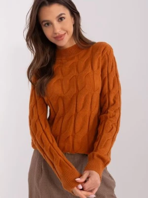 Sweter z warkoczami i półgolfem jasny brązowy