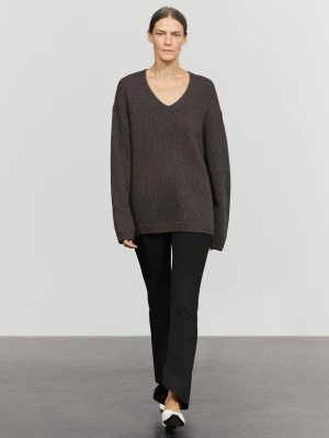 Sweter Ze 100% Kaszmiru Z Dekoltem W Serek - Popielaty Brąz - Massimo Dutti - Female