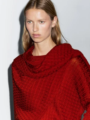 Sweter Ze Splotem Warkoczowym I Szalikiem - Czerwony - - Massimo Dutti - Kobieta