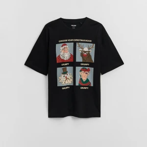 Świąteczna czarna koszulka z nadrukiem Choose Your Christmas Mood House