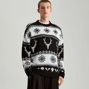 Zdjęcie produktu Świąteczny sweter z obniżoną linią ramion we wzór all over House