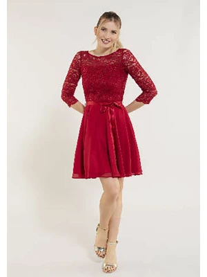 SWING Sukienka w kolorze czerwonym rozmiar: 44