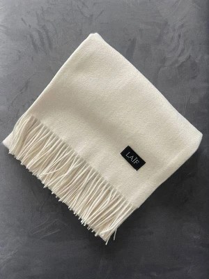 Szal Merino Cas - wełna merino i kaszmir - różne kolory, 70x200 cm LAIF