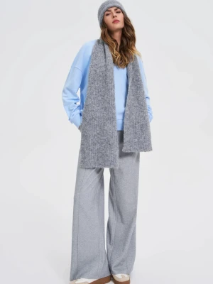 Szal z dodatkiem wełny szary Moodo