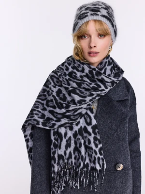 Szal z domieszką wełny i kaszmiru w panterkowy wzór TARANKO